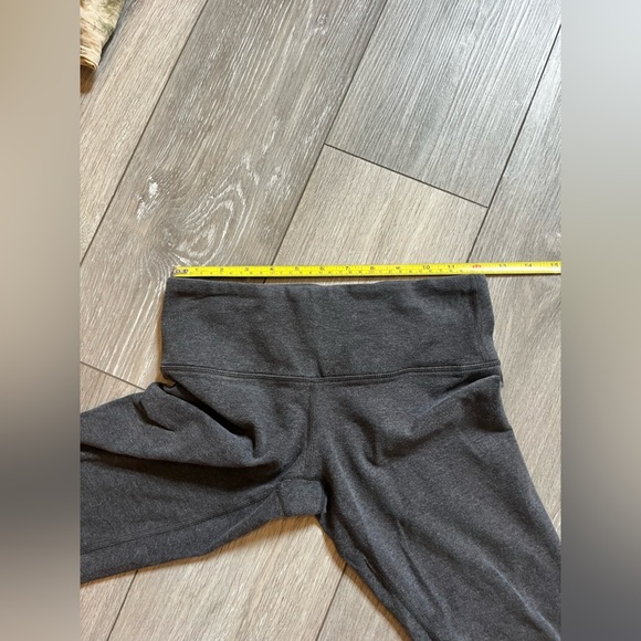 Lululemon Cropped Low Rise Rouched Leggings Charcoal Gray Size 6 - Picture 9 of 9